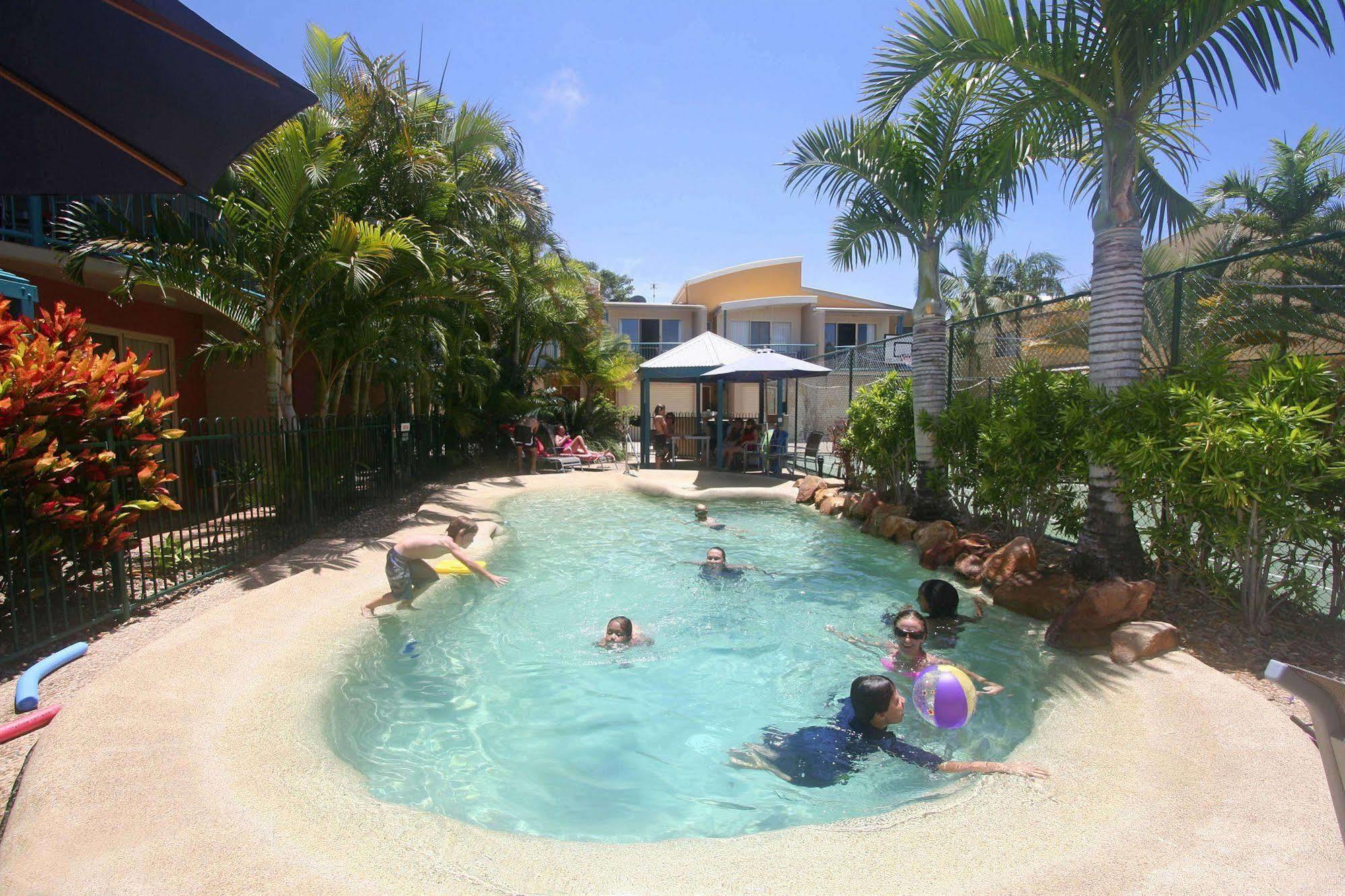 Coolum Beach Getaway Resort Exterior photo